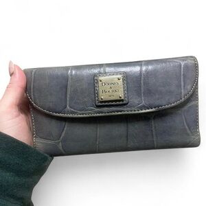 Vintage Dooney and Bourke Croc Embossed